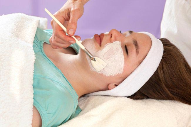 Chemical Peels Therapy At Swinyer - Woseth Dermatology